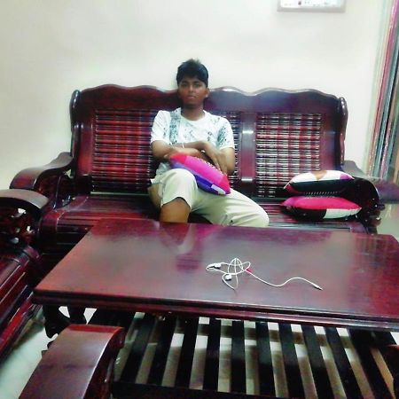 Sabri Guest House Tiruvannamalai Bagian luar foto