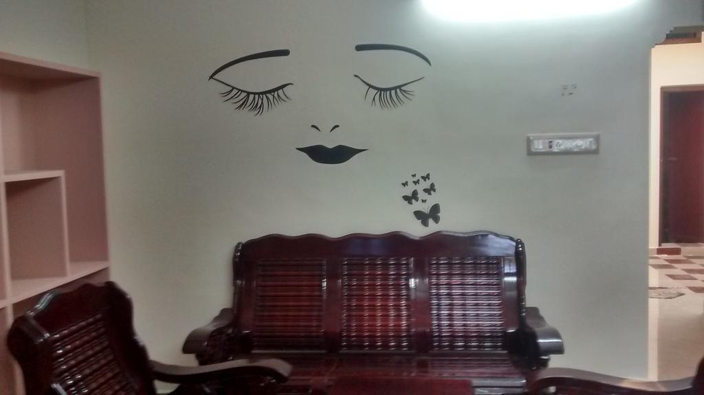 Sabri Guest House Tiruvannamalai Bagian luar foto