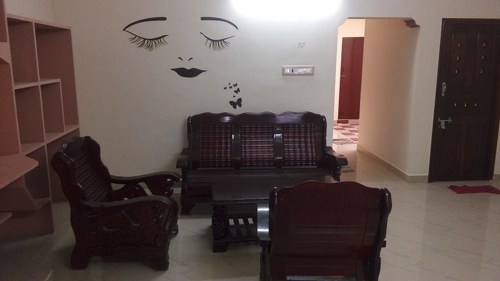 Sabri Guest House Tiruvannamalai Bagian luar foto