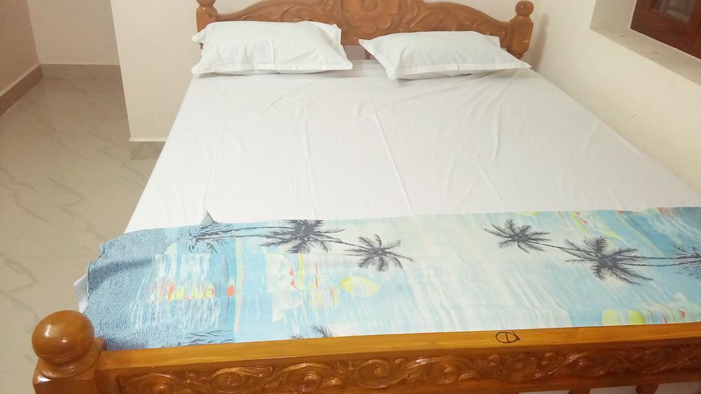 Sabri Guest House Tiruvannamalai Bagian luar foto