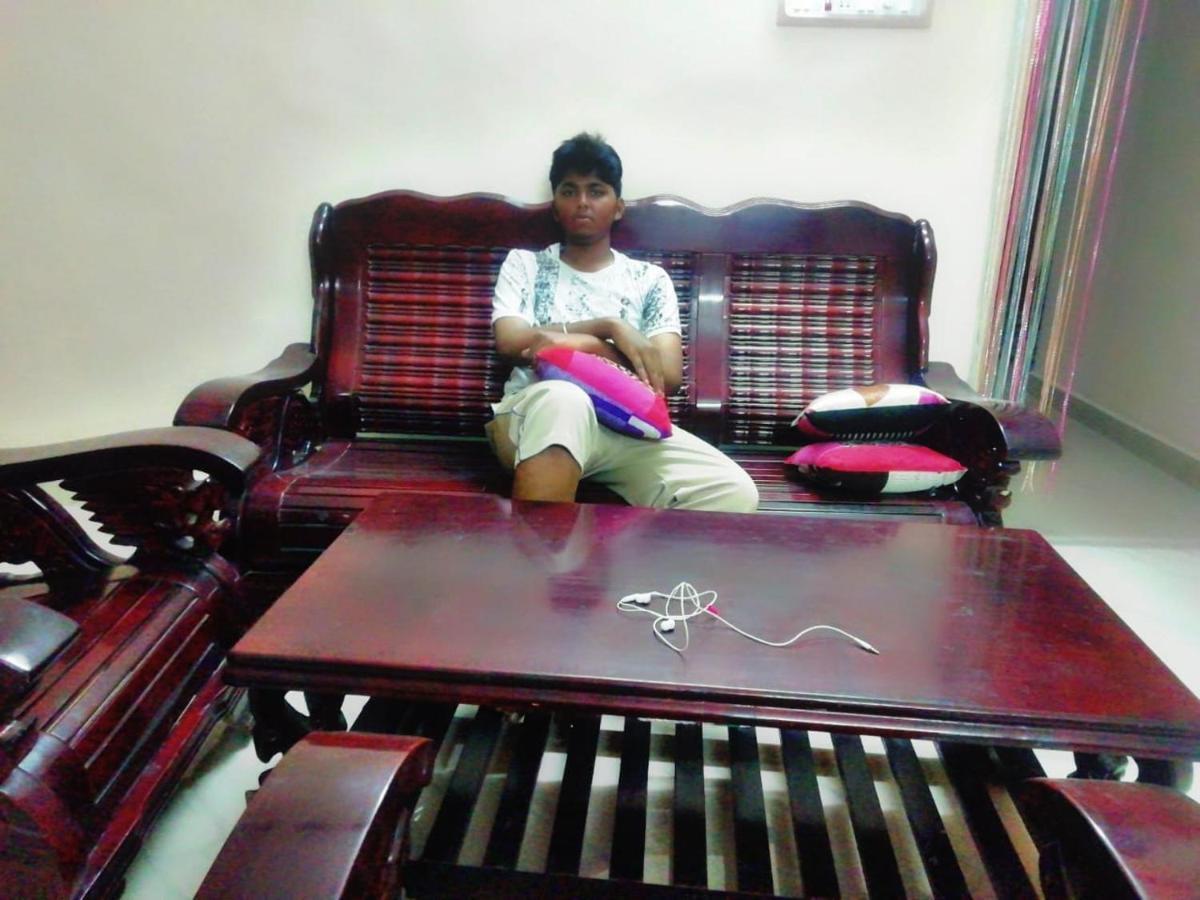 Sabri Guest House Tiruvannamalai Bagian luar foto